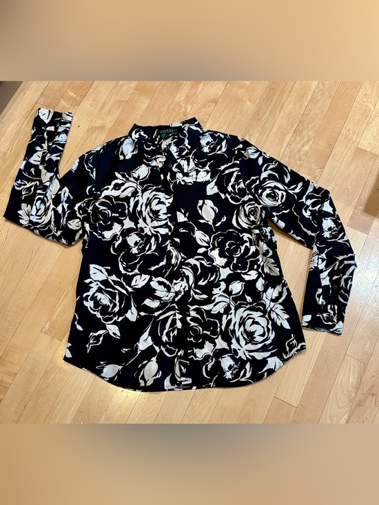 Lauren Ralph Lauren Tops - Lauren Ralph Lauren Black and White Floral Rose Button-Down Shirt 100% Cotton
